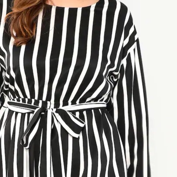 Belted Jumpsuit - Picture 3 of 5